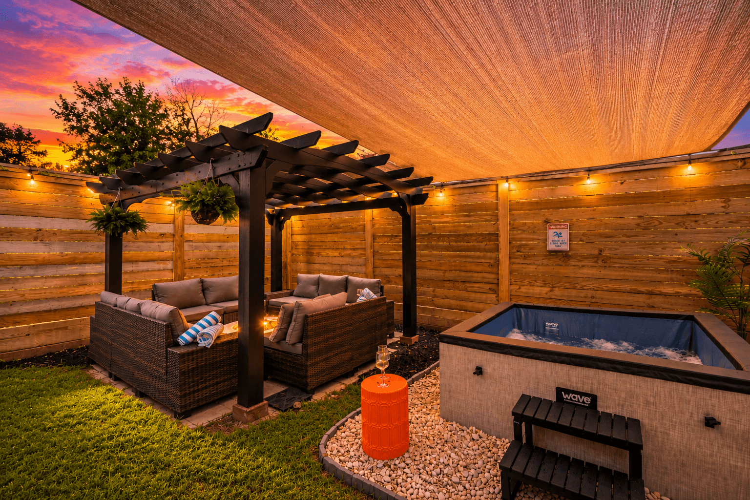 Downtown | Hot Tub, Fire Pit, Games & Movies — 1